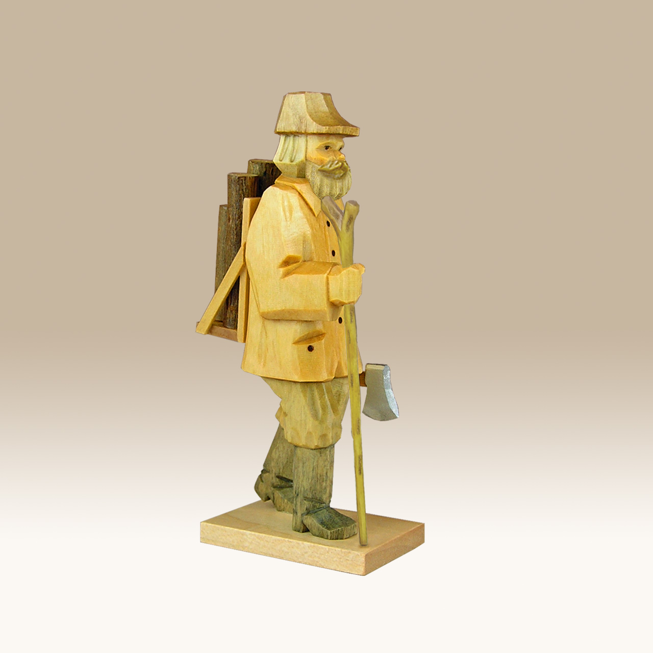 Geschnitzter Holzfäller, Typ a