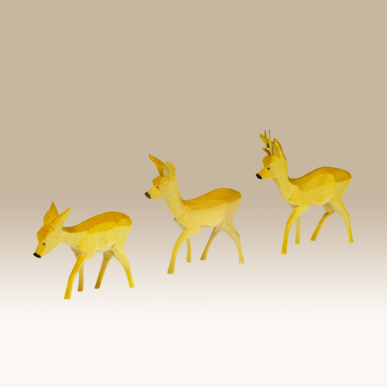 Geschnitzte Rehgruppe, ziehend