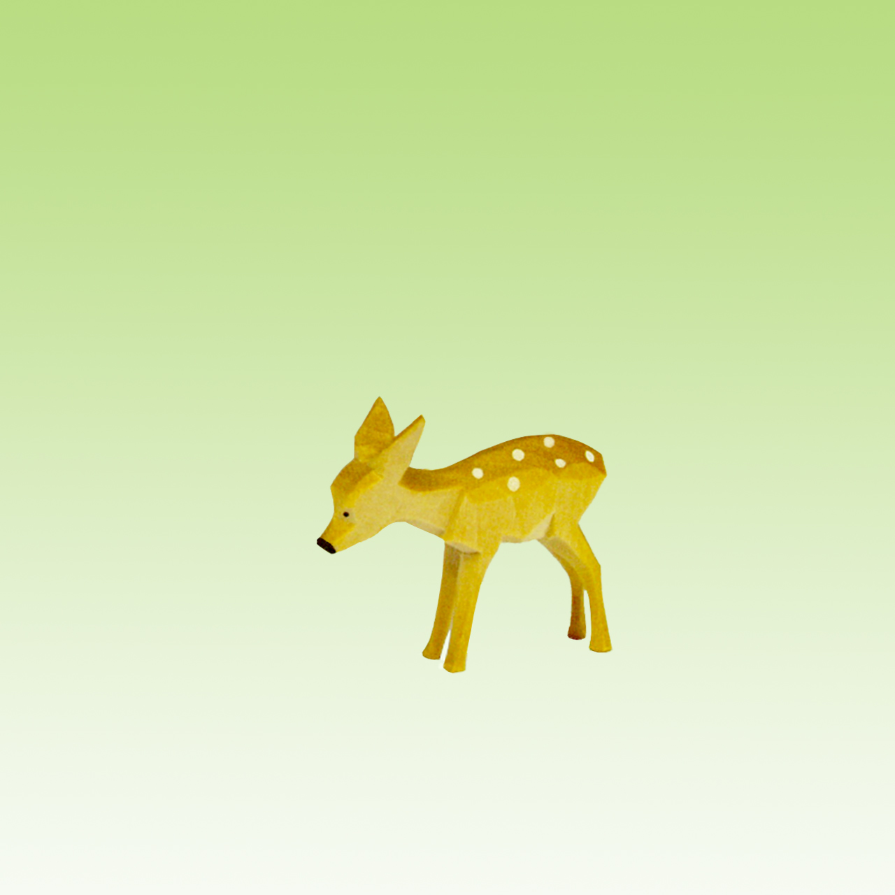 Geschnitztes Kitz, stehend