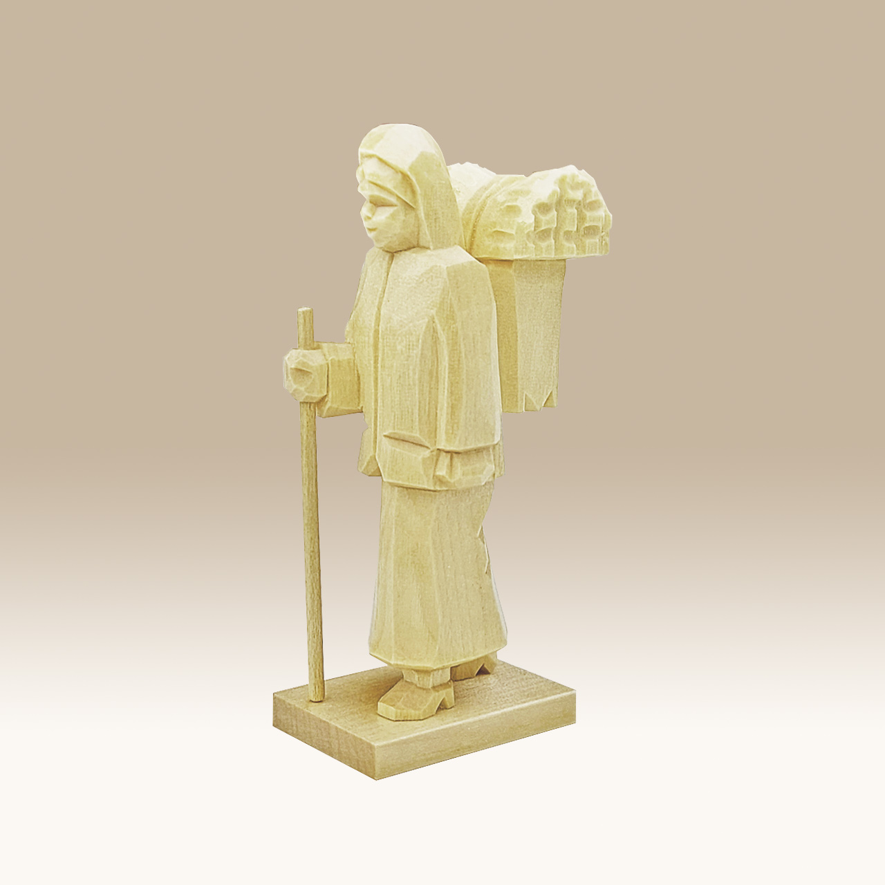 Geschnitzte Holzfrau