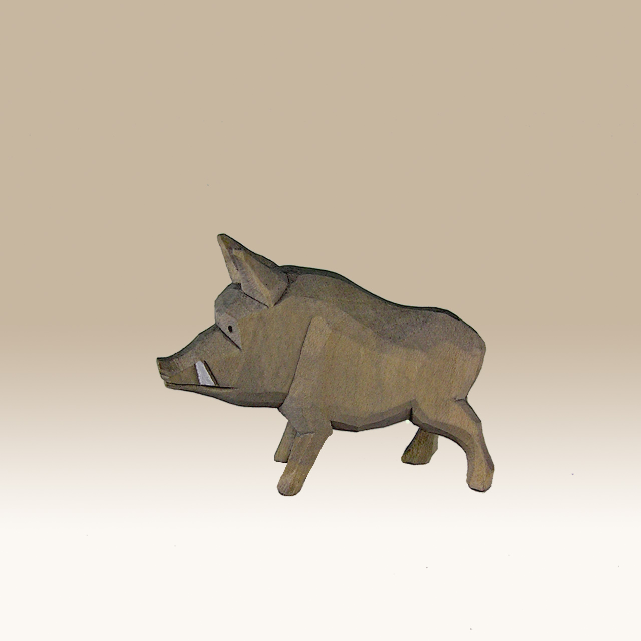 Geschnitztes Wildschwein, stehend