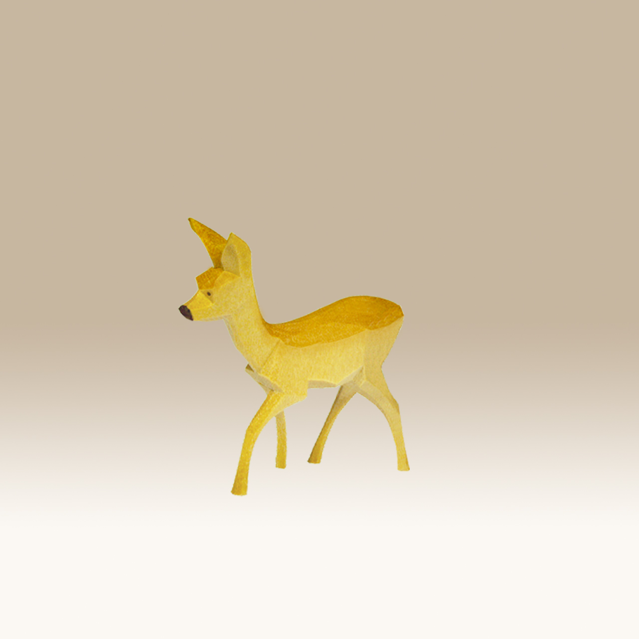 Geschnitztes Reh, ziehend