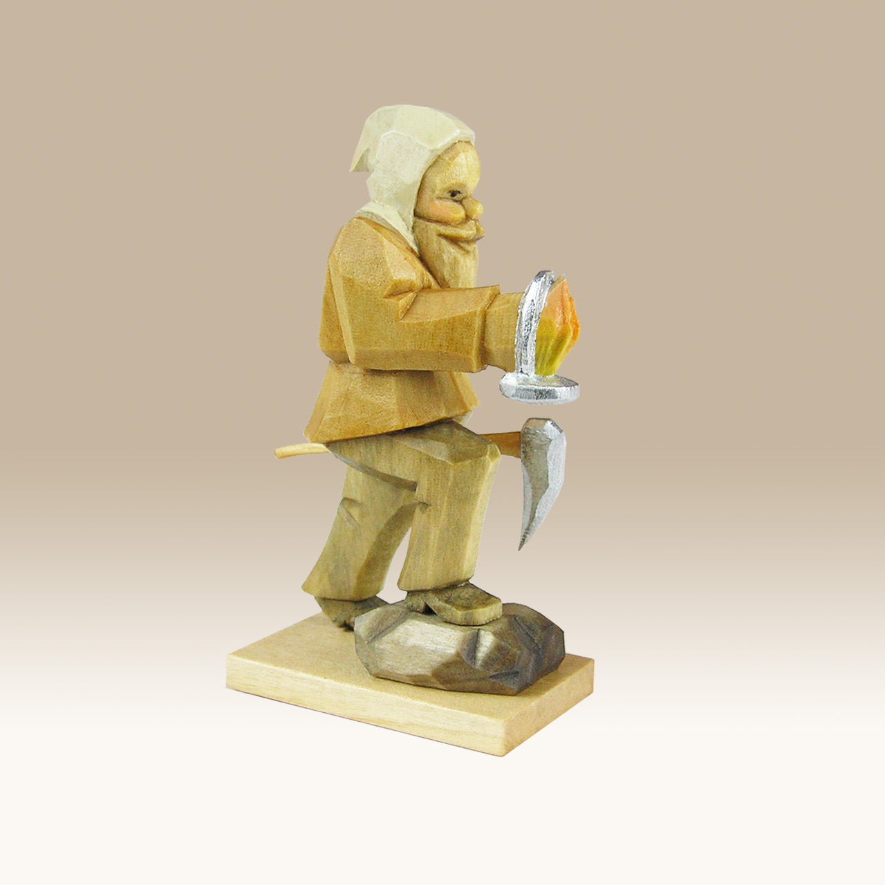 Geschnitzter Bergmann mit Licht