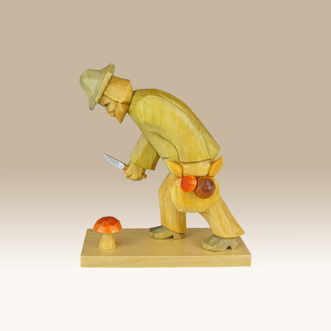 Geschnitzter Pilzmann, Typ a