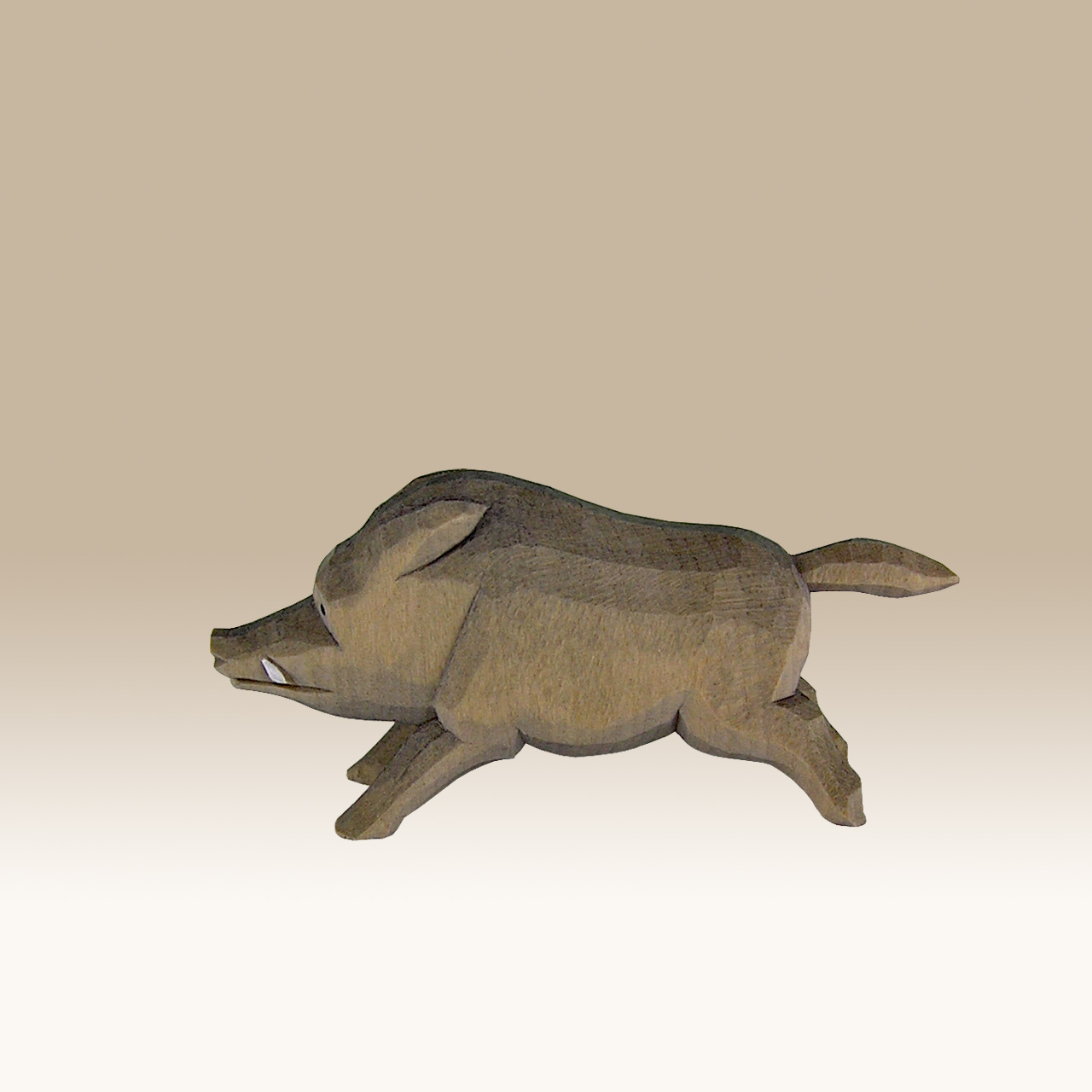 Geschnitztes Wildschwein, flüchtend
