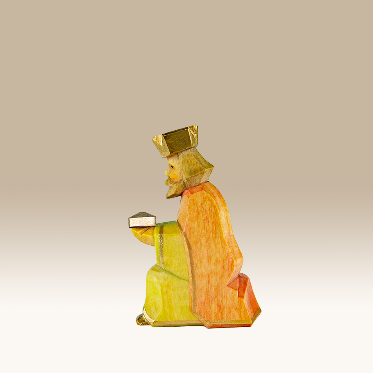 Geschnitzter König, kniend